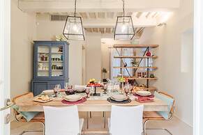 Vissi D Arte an Apartment With Garden