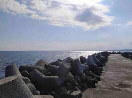 Luxurious Beach House With Wi-fi and Parking