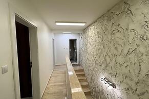 Luxurious Beach House With Wi-fi and Parking