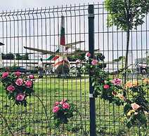 Luxurious Beach House With Wi-fi and Parking