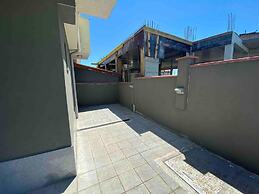 Luxurious Beach House With Wi-fi and Parking