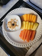 Milo Collection Hotel