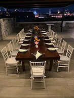 Milo Collection Hotel