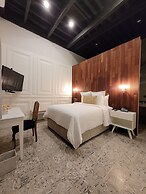 Milo Collection Hotel