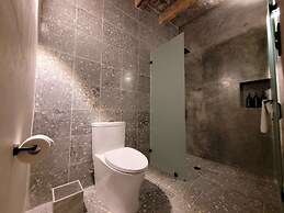 Milo Collection Hotel