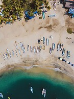 Nomad Beach House - Hostel