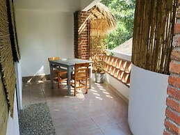 Nomad Beach House - Hostel