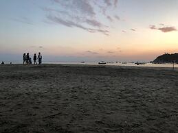 Nomad Beach House - Hostel