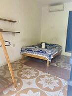 Nomad Beach House - Hostel