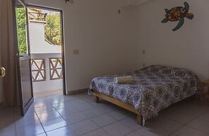 Nomad Beach House - Hostel