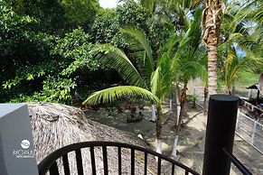 Nomad Beach House - Hostel