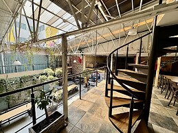 Downtown Treasure Place