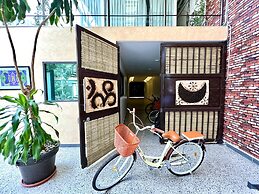 Downtown Treasure Place