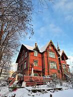 Villa Internationals