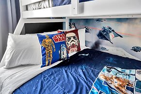 Minions, Star Wars & Frozen Rooms! With Game Room