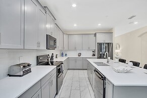 Minions, Star Wars & Frozen Rooms! With Game Room