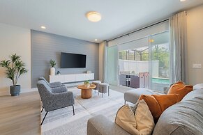 Your Orlando Retreat: Warm and Welcoming Townhome
