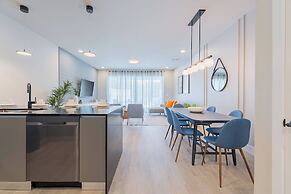 Your Orlando Retreat: Warm and Welcoming Townhome