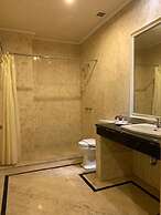 GRAND EMPIRE PALACE HOTEL