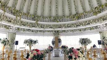 GRAND EMPIRE PALACE HOTEL