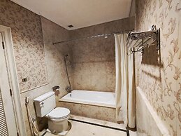 GRAND EMPIRE PALACE HOTEL