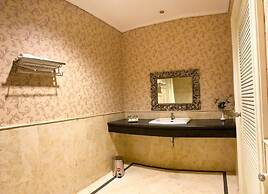 GRAND EMPIRE PALACE HOTEL