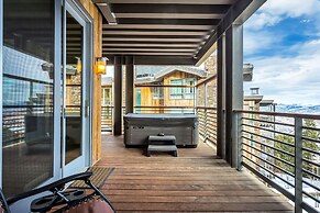 Premium Five Bedroom Suite 5 Apartment Hotel by Redawning