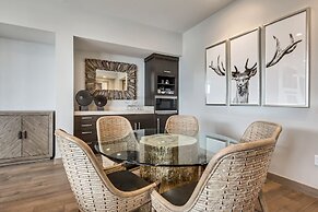 Premium Five Bedroom Suite 5 Apartment Hotel by Redawning