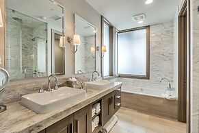 Premium Five Bedroom Suite 5 Apartment Hotel by Redawning