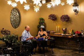 Casa Grande Luxury Accommodations