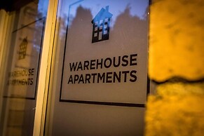 Warehouse Apartment-1 King Bed, Sleeps 2