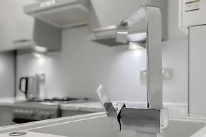 Stunning Luxury Apartment Near Motherwell