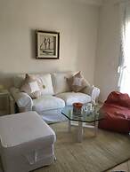 Inviting 2-bed Apartment in Nikiti, Greece