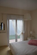 Inviting 2-bed Apartment in Nikiti, Greece