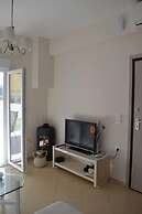 Inviting 2-bed Apartment in Nikiti, Greece