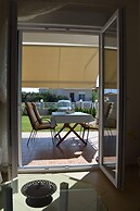 Inviting 2-bed Apartment in Nikiti, Greece