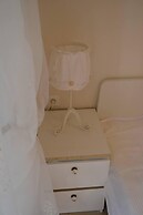 Inviting 2-bed Apartment in Nikiti, Greece