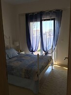 Inviting 2-bed Apartment in Nikiti, Greece