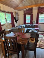 Nauti Otter Inn and Yurt Village