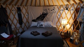 Nauti Otter Inn and Yurt Village