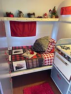 Nauti Otter Inn and Yurt Village