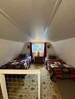 Nauti Otter Inn and Yurt Village