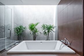 Movenpick Pool Villa's 1FL