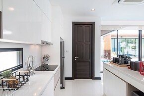 Movenpick Pool Villa's 1FL