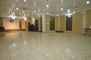 Hotel Maa International