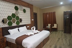 Hotel Maa International