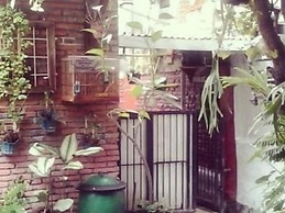 Room in B&B - Villas in Batu Indonesia Homestay