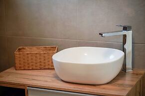 Welcome to Pina Tourist Apartments