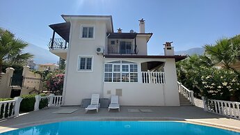 Perfect Quiet and Peaceful Villa