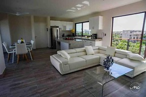 Blue Luxury La Veleta